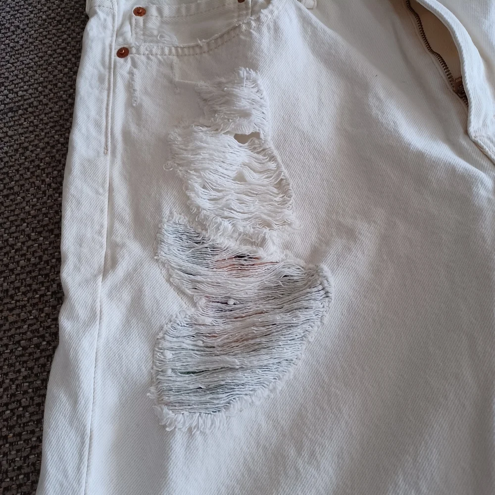 LEVIS - Picture 6 of 6